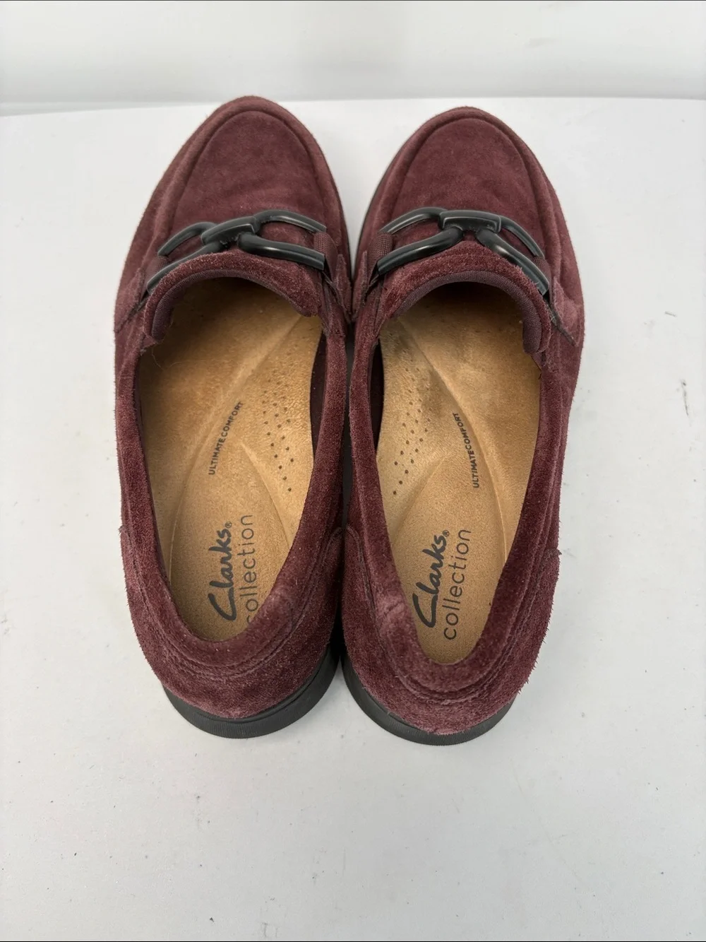 🗑️ Clarks Burgundy Suede Loafers with Black  bit Accent